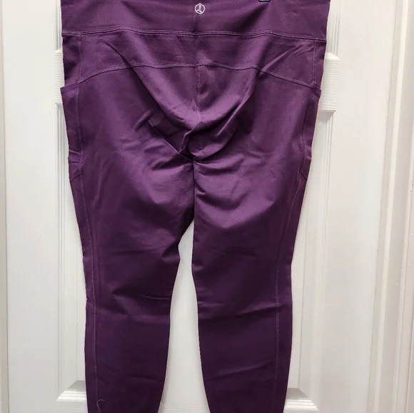 NWT LandsEnd Compression Leggings. Purple. 2X - Picture 5 of 5